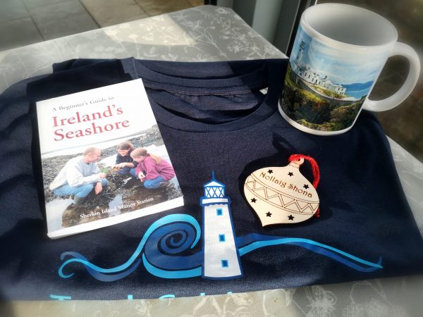 fanad lighthouse gift set